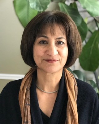 Muslim Therapist Samia Malik-Noor in Oakville ON